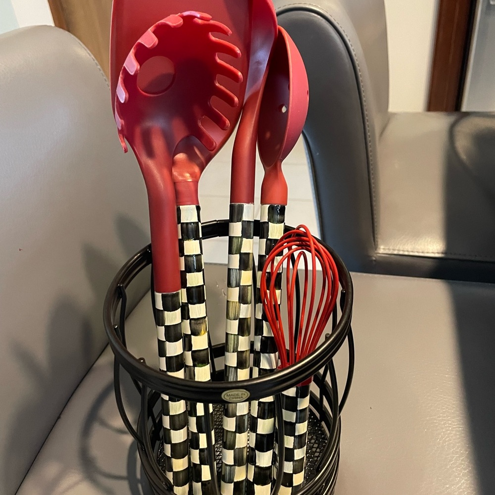 Mackenzie Childs 5 pc Utensil Set. Brand new.